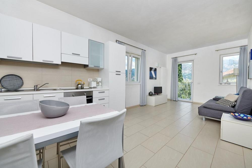 مالتشيزينيه La Pervinca Apartments المظهر الخارجي الصورة