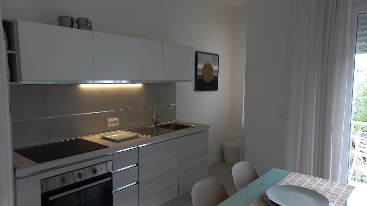 مالتشيزينيه La Pervinca Apartments المظهر الخارجي الصورة